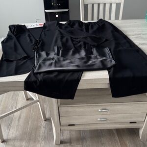 Elegant Black Women's 3 PIECE PANT SET LIKE NEW